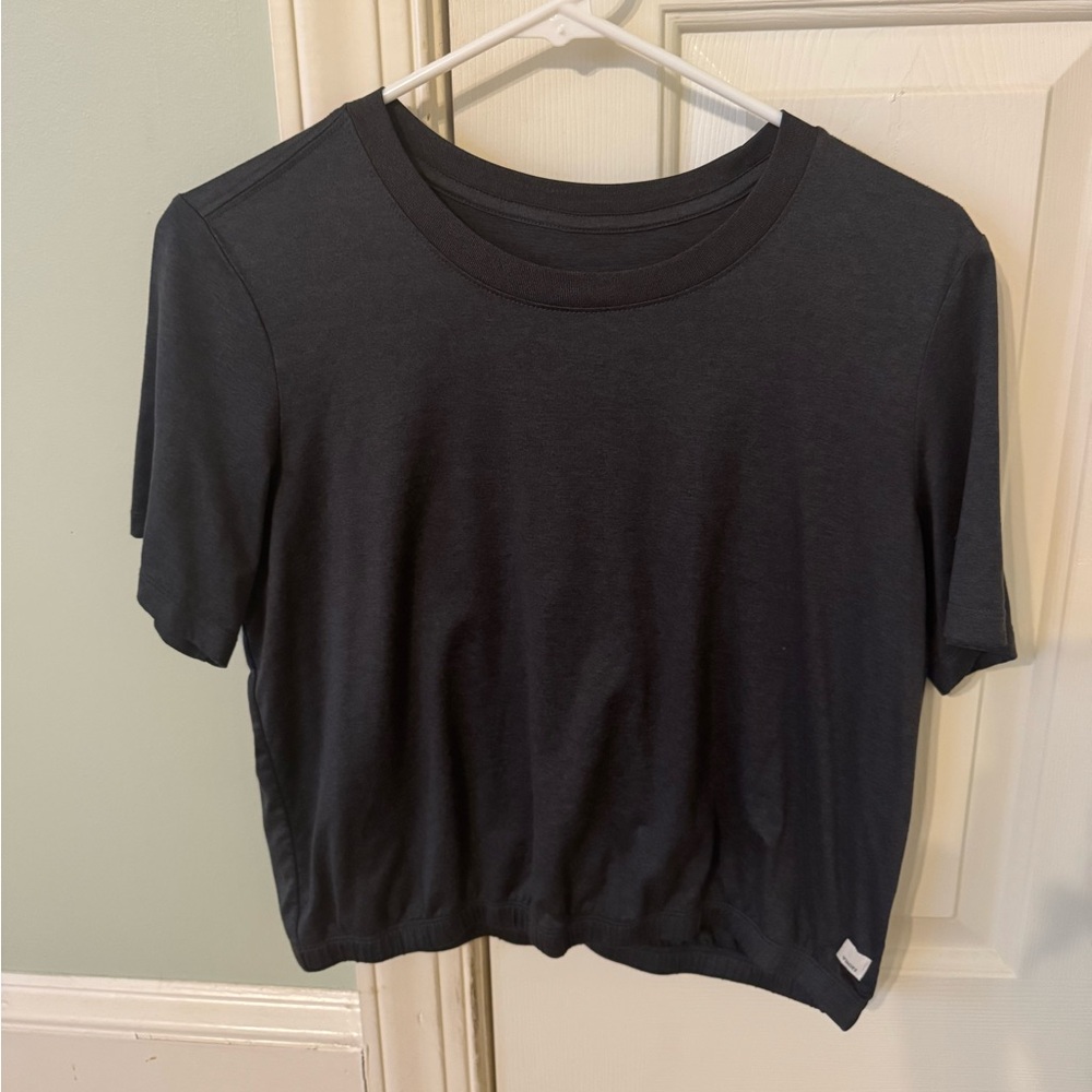 Vuori Balance Top